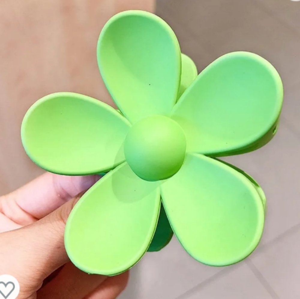 Big Flower Hair Clip/Claw - Green 💚